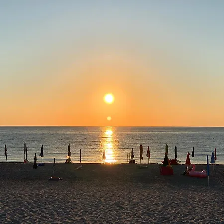 Alba Pura Santa Caterina Dello Ionio Marina